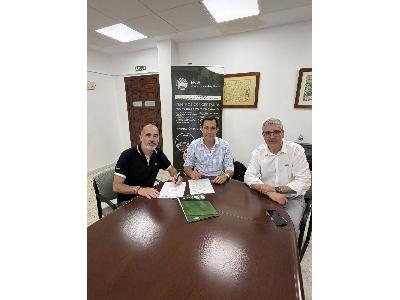 Case IH, New Holland y EFAS firman un acuerdo estratégico para fomentar la formación de jóvenes y su acceso al mercado laboral agrario