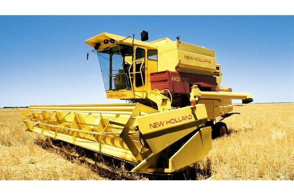 New Holland celebra medio siglo de cosechadoras de doble rotor